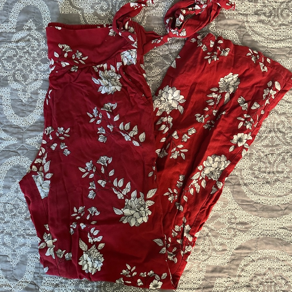 Guess Red Floral Pants